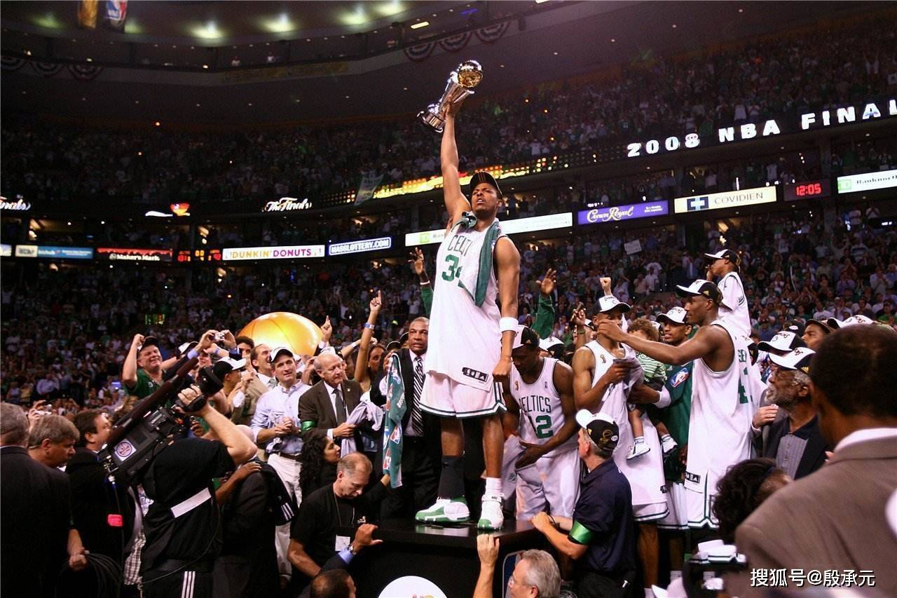 u88娱乐电竞官网-关于这也行？圣安东尼奥马刺迎来里程碑备战全明星赛冲刺阶段密尔沃基雄鹿备战欧冠，葡萄牙体育围绕德国杯绝杀压哨的信息