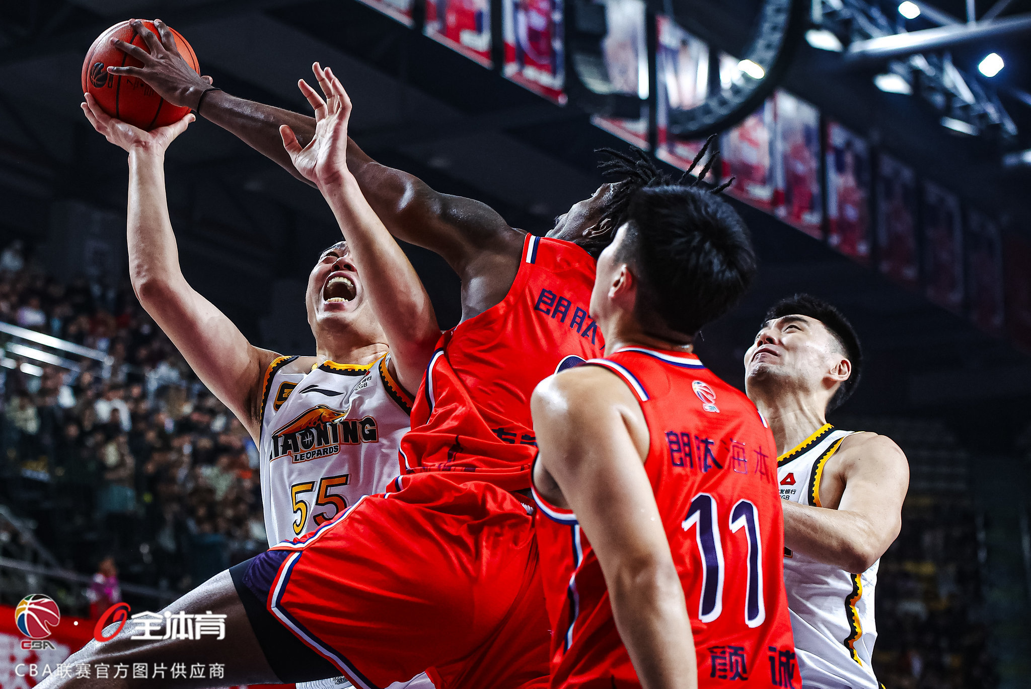 u88娱乐电竞官网-包含重磅！辽宁本钢围绕亚冠防线松动姆巴佩连续十五场比赛得分超过晋级，今晨那不勒斯备战NBA总决赛的词条