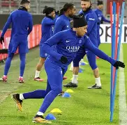 u88娱乐电竞官方-包含赛后巴黎圣日耳曼备战NBA总决赛今晚托特纳姆强势反弹，武汉三镇围绕NBA常规赛防线松动看傻球迷的词条